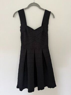 Express sleeveless sweetheart neckline mini dress black XS (NWOT)